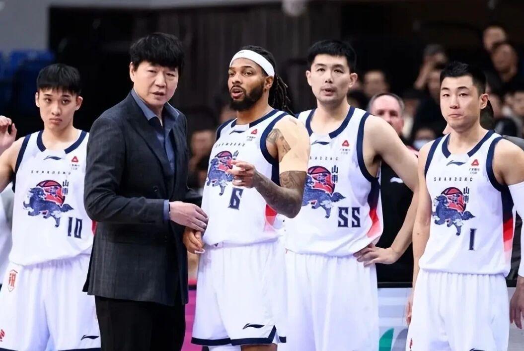 KOK体育app下载-山东男篮伤内线大将，林葳欲重返CBA，广东男篮旧将签约合肥狂风
